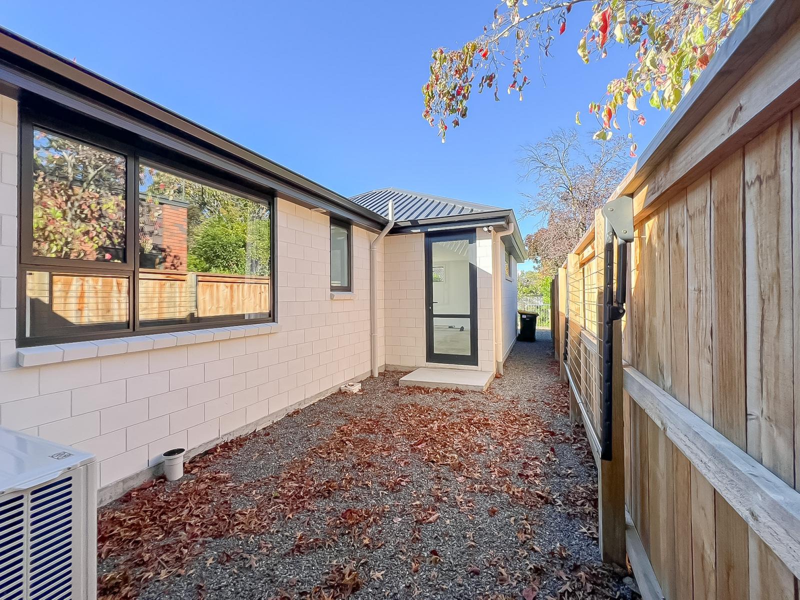 5A Lakings Road, Springlands