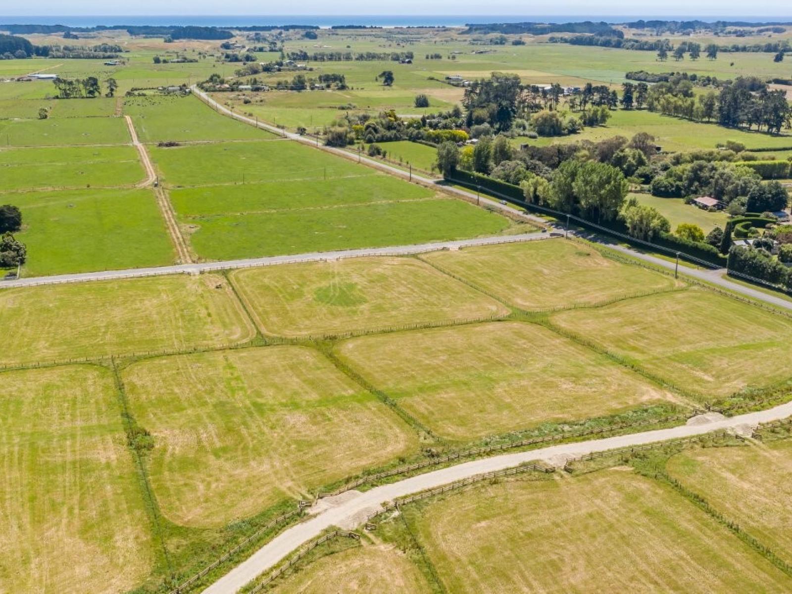 223 Kuku Beach Road and James Farm Lane, Levin