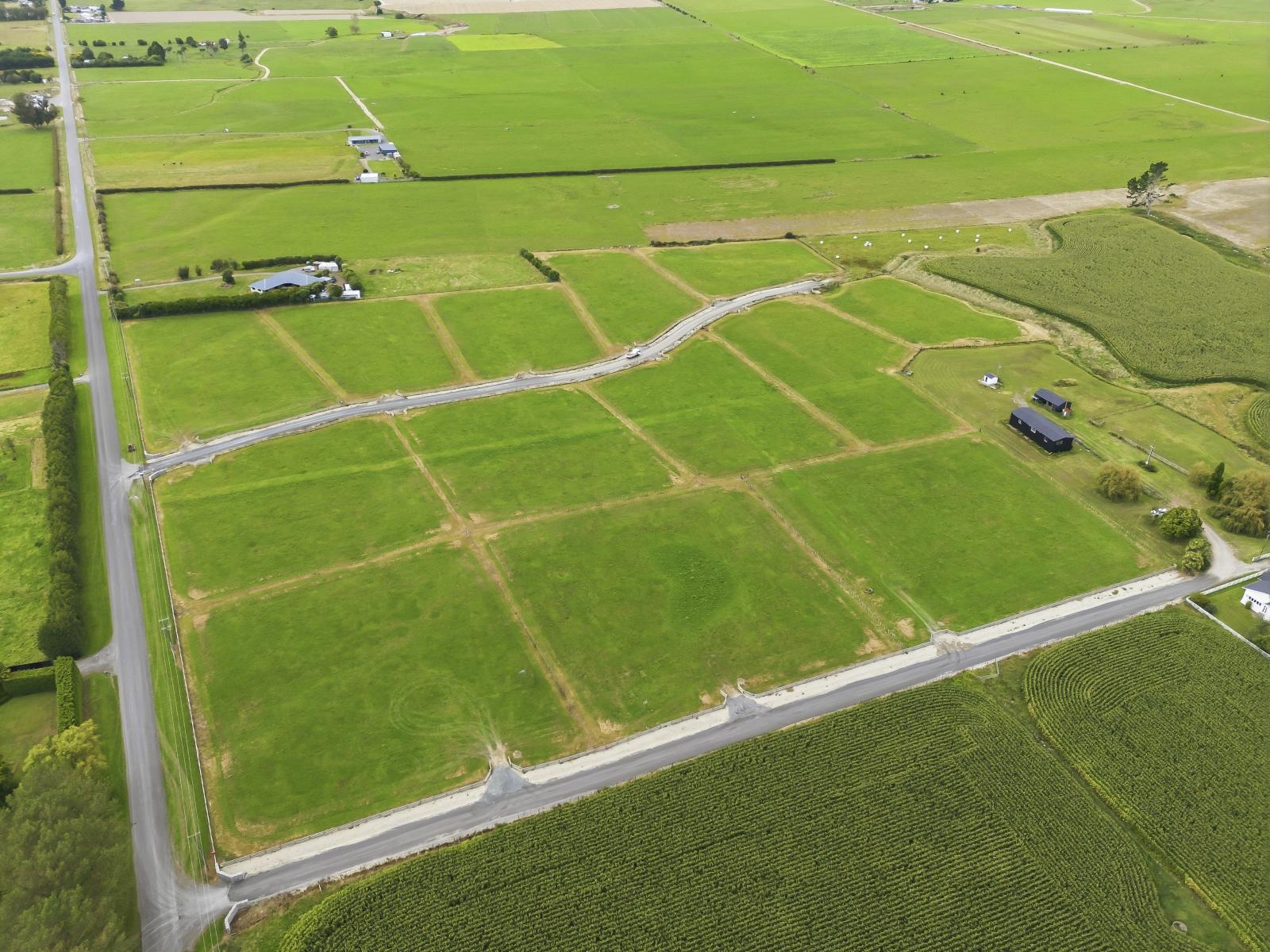 223 Kuku Beach Road and James Farm Lane, Levin