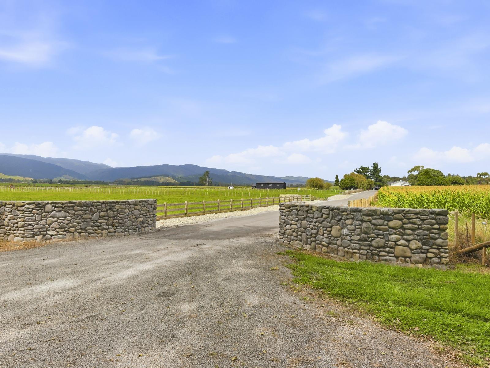 223 Kuku Beach Road and James Farm Lane, Levin