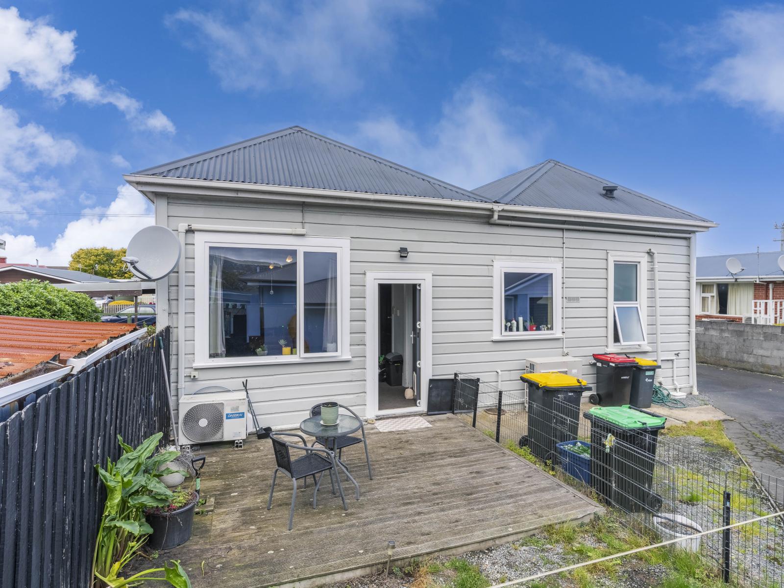 76 and 76A Bay View Road, South Dunedin