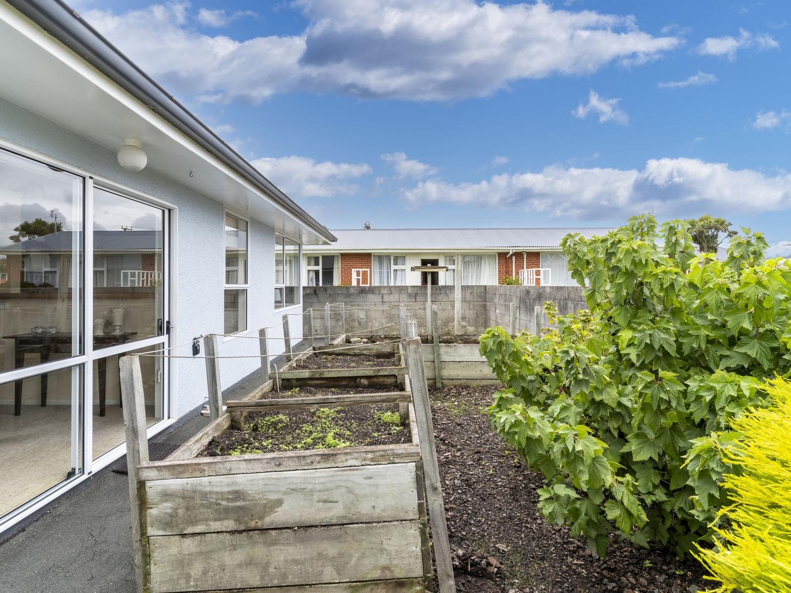 76 and 76A Bay View Road, South Dunedin