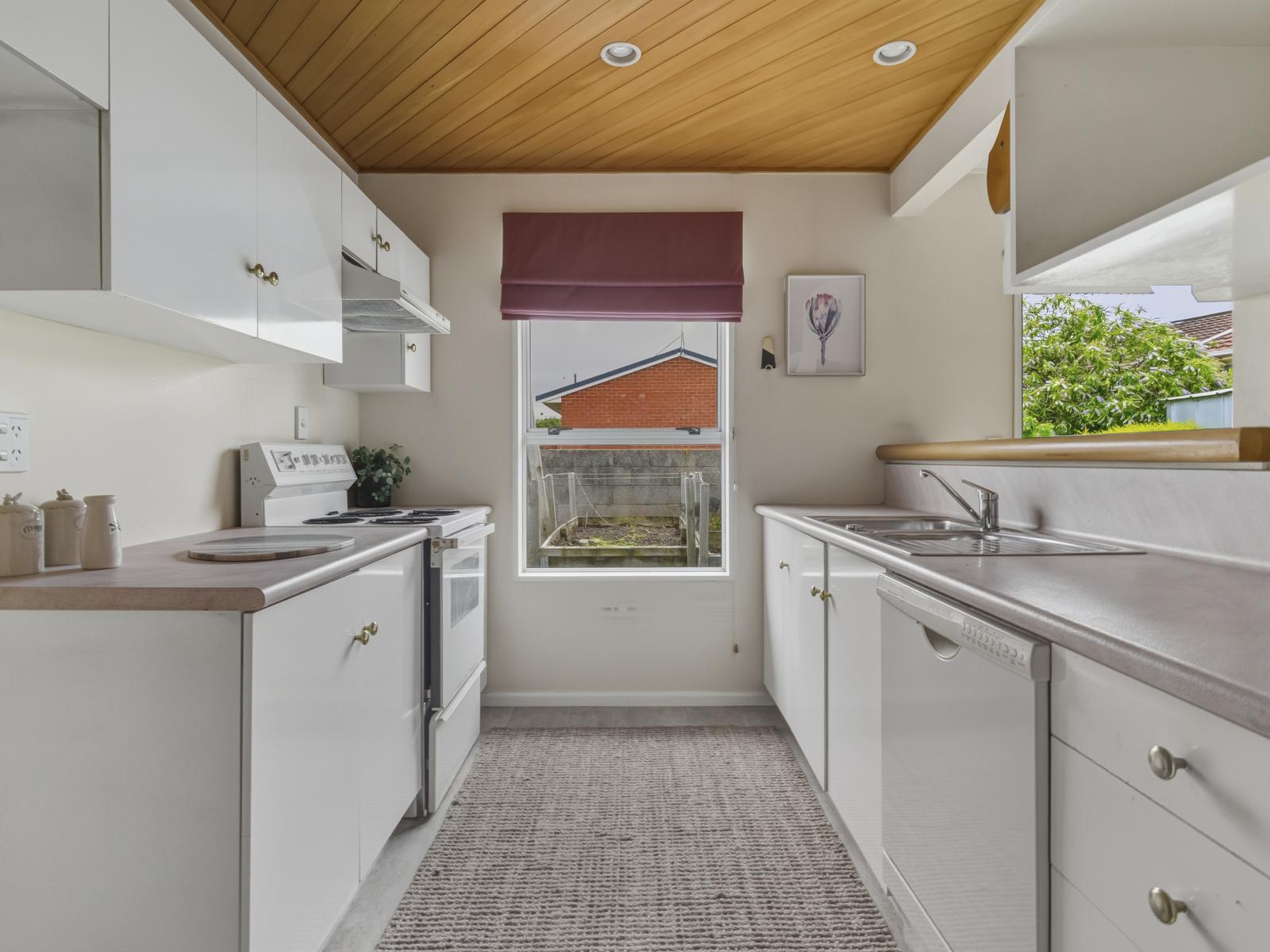 76 and 76A Bay View Road, South Dunedin