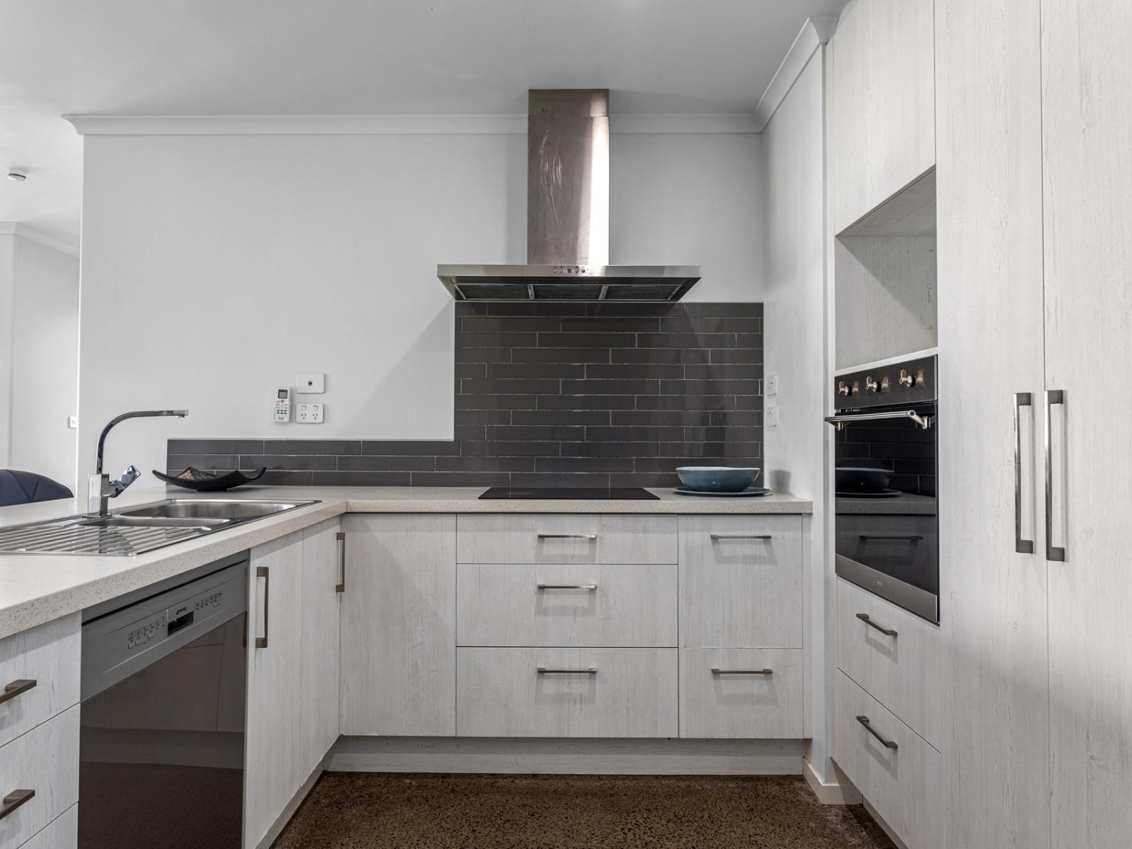 32F Bunyan Road, Coastlands