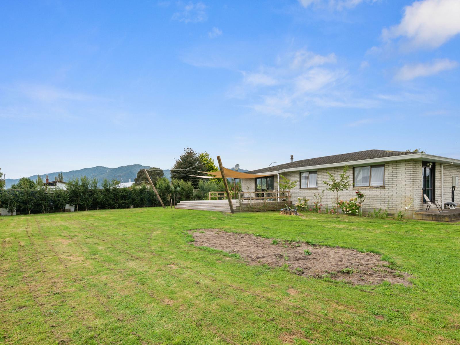 7,9,11 Kahikatea Street, Murupara