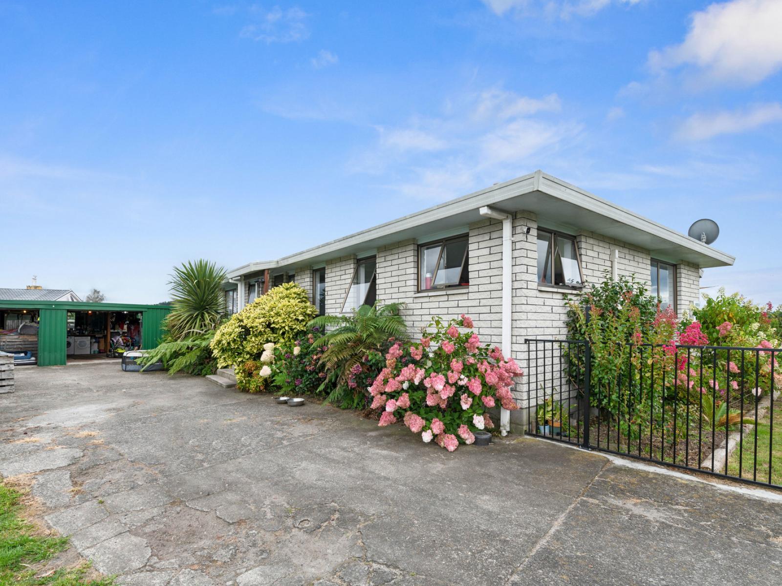 7,9,11 Kahikatea Street, Murupara