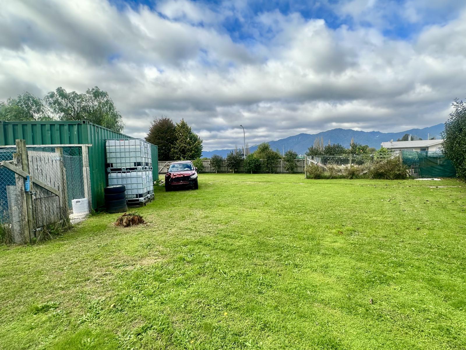 7,9,11 Kahikatea Street, Murupara