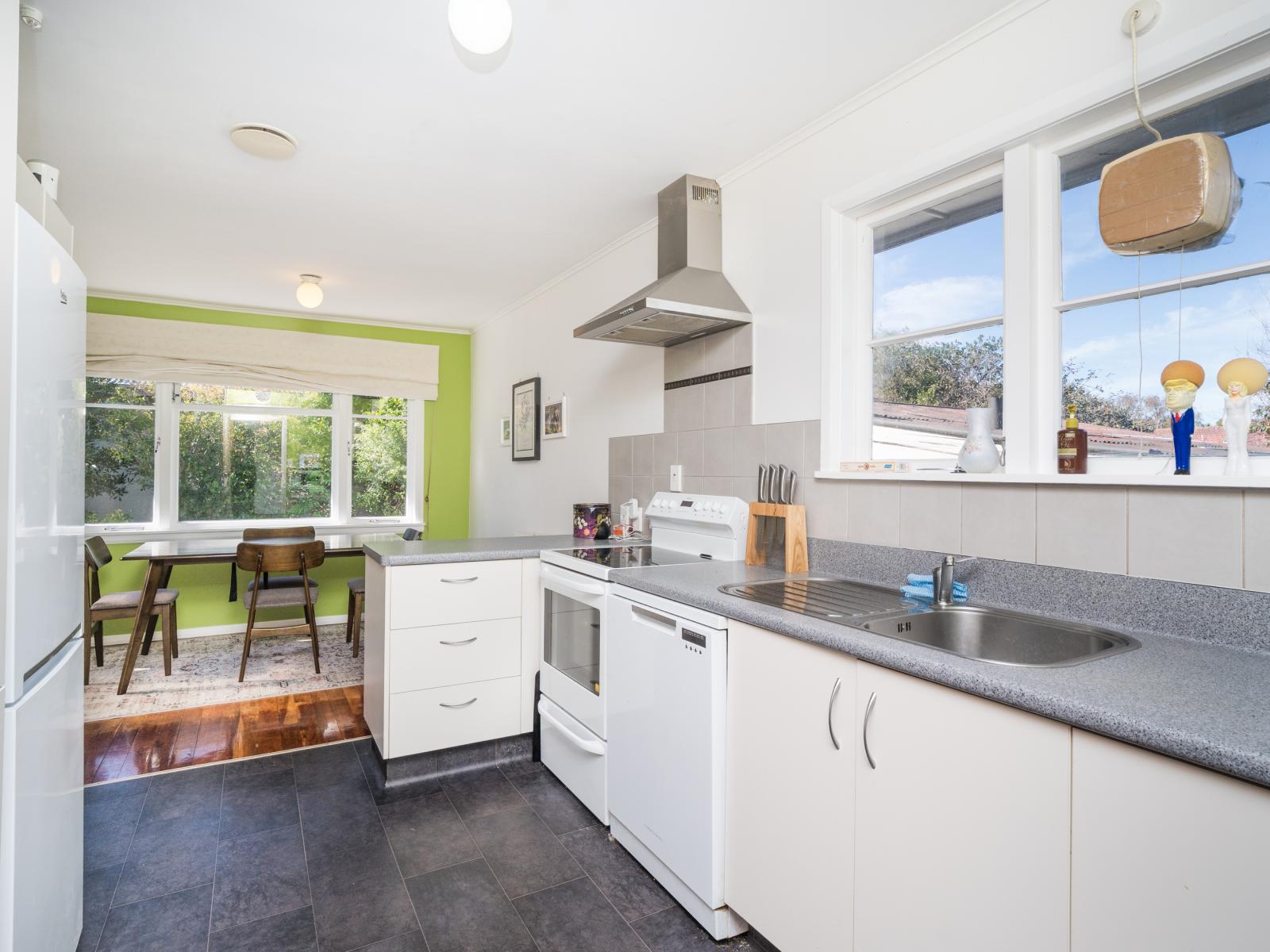 32 Aberdeen Avenue, Takaro