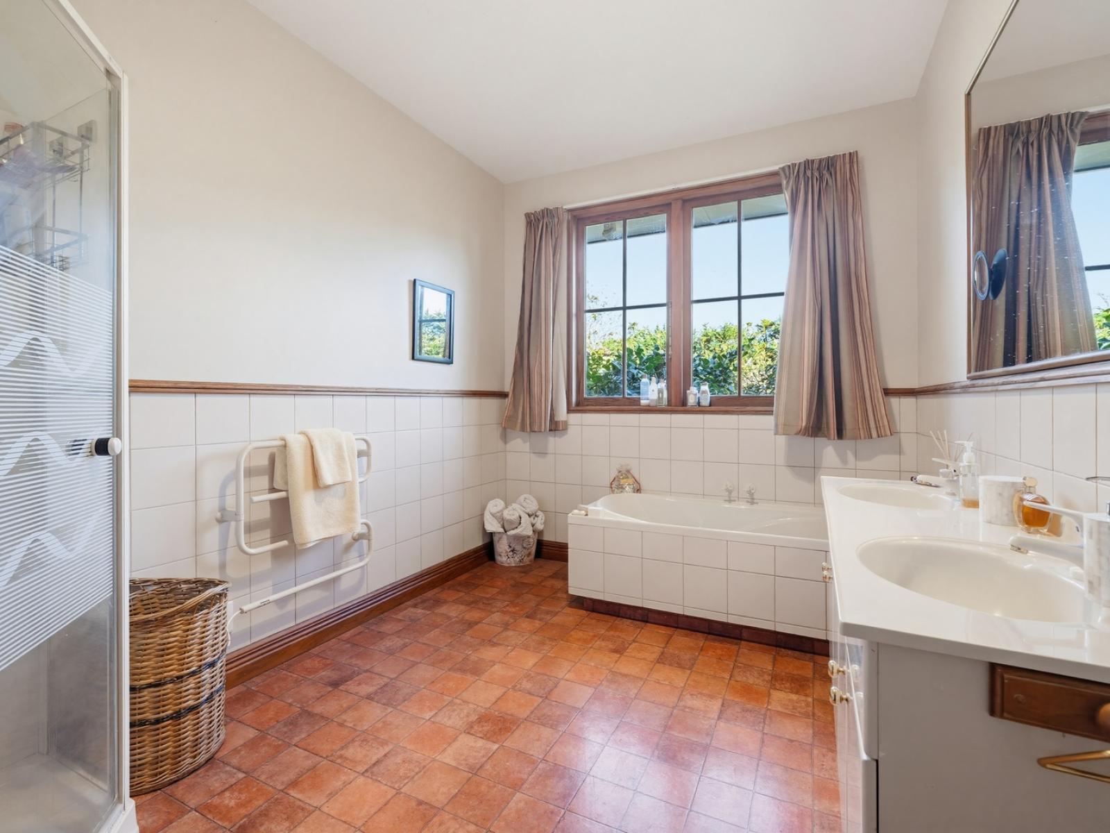 1402 North Eyre Road, West Eyreton
