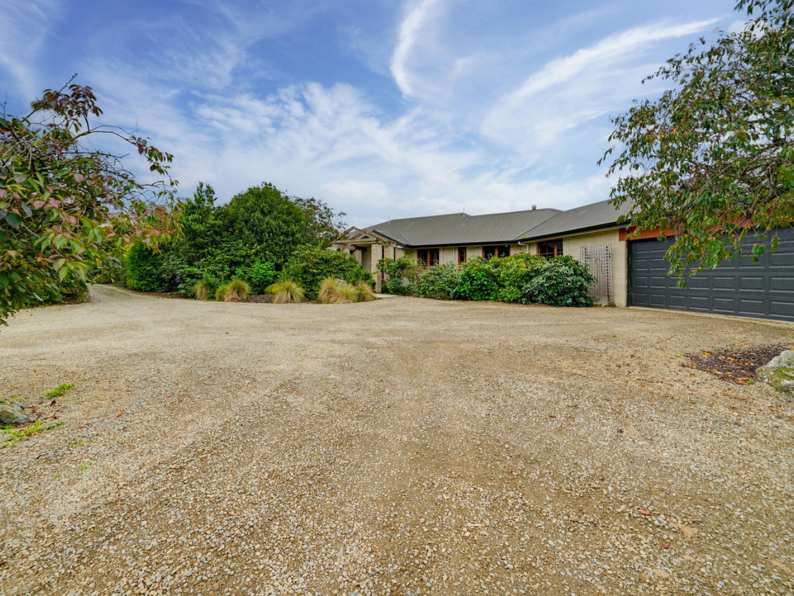 1402 North Eyre Road, West Eyreton