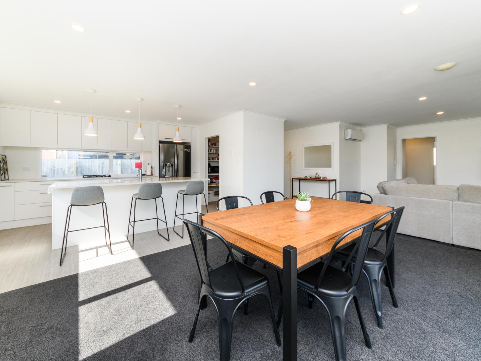 98 Ferguson Street, West End