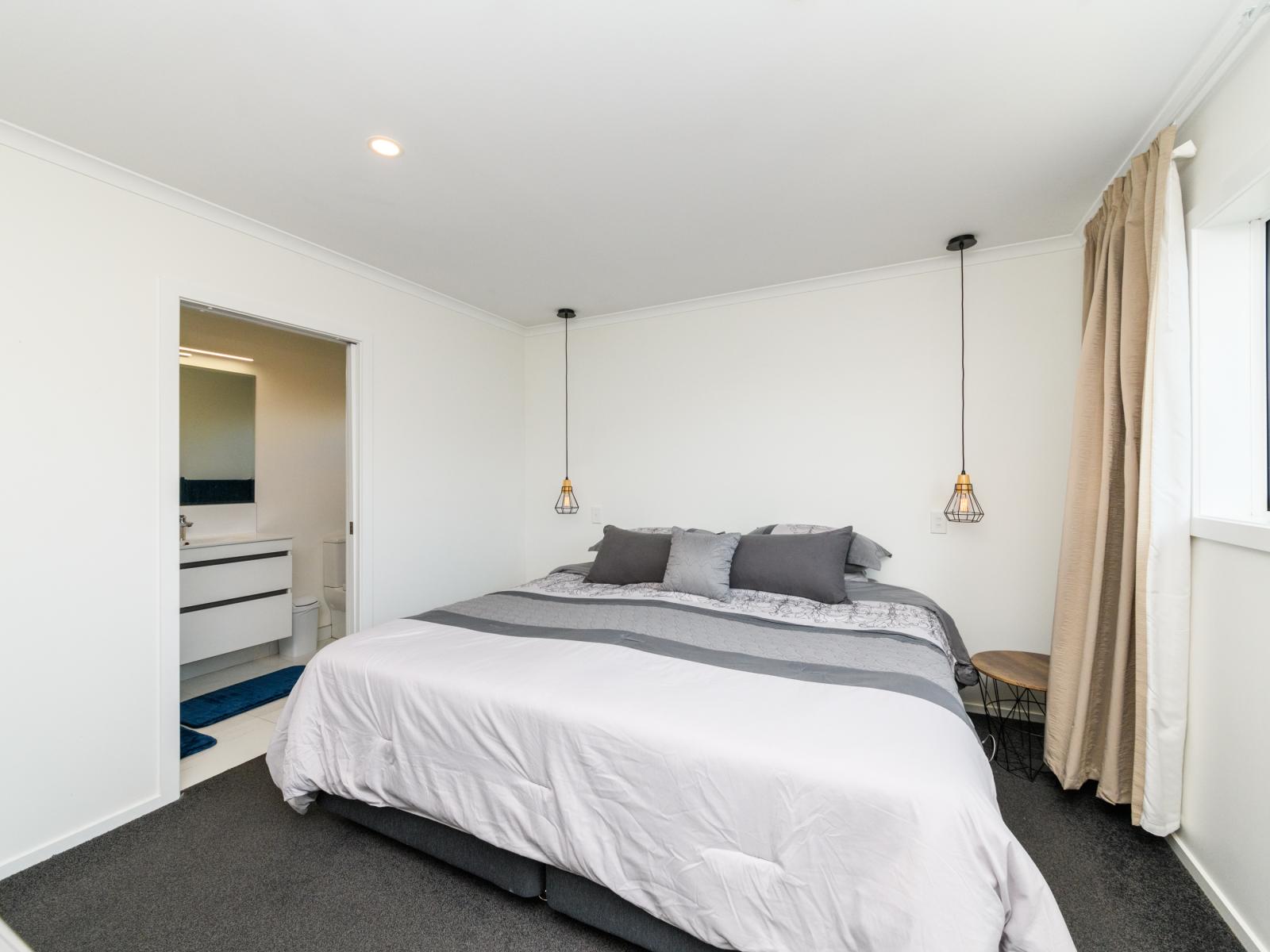 98 Ferguson Street, West End