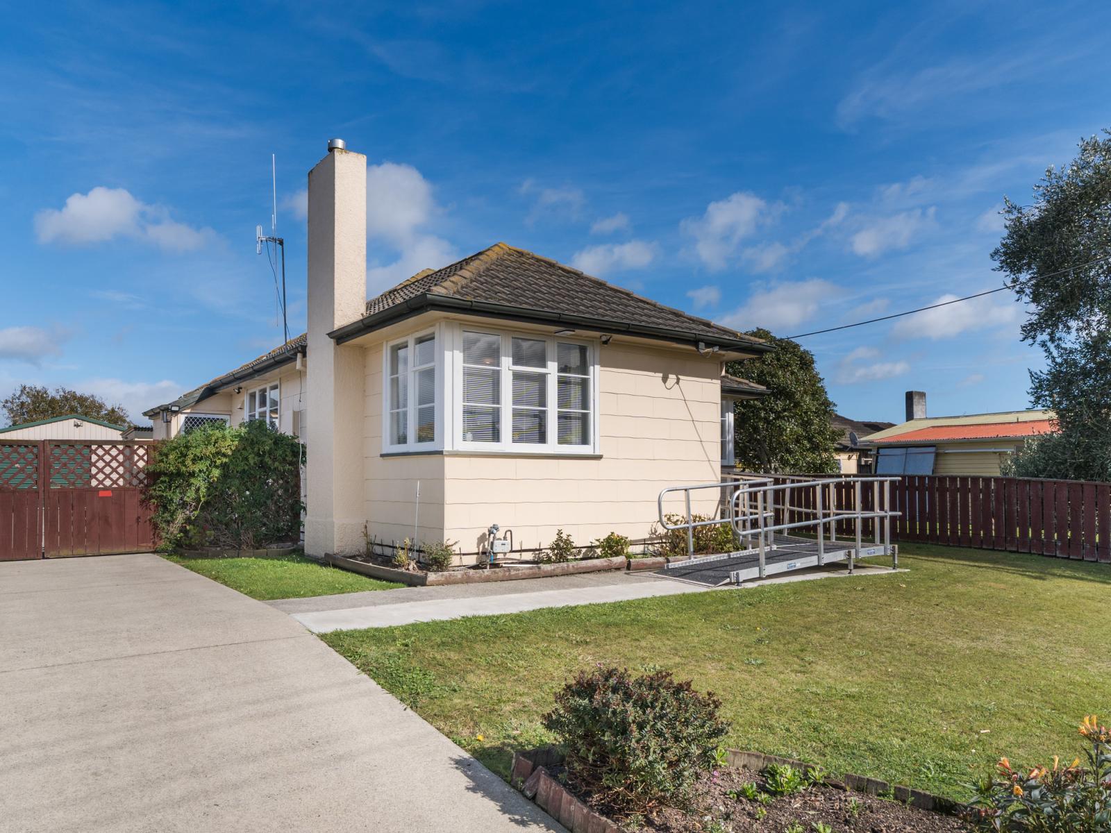 24 Wilson Crescent, Highbury