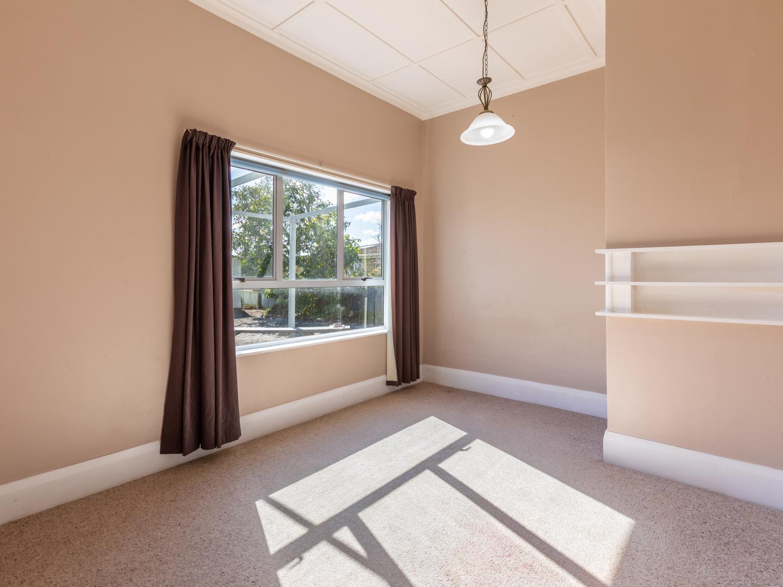 27 Burns Street, Dannevirke