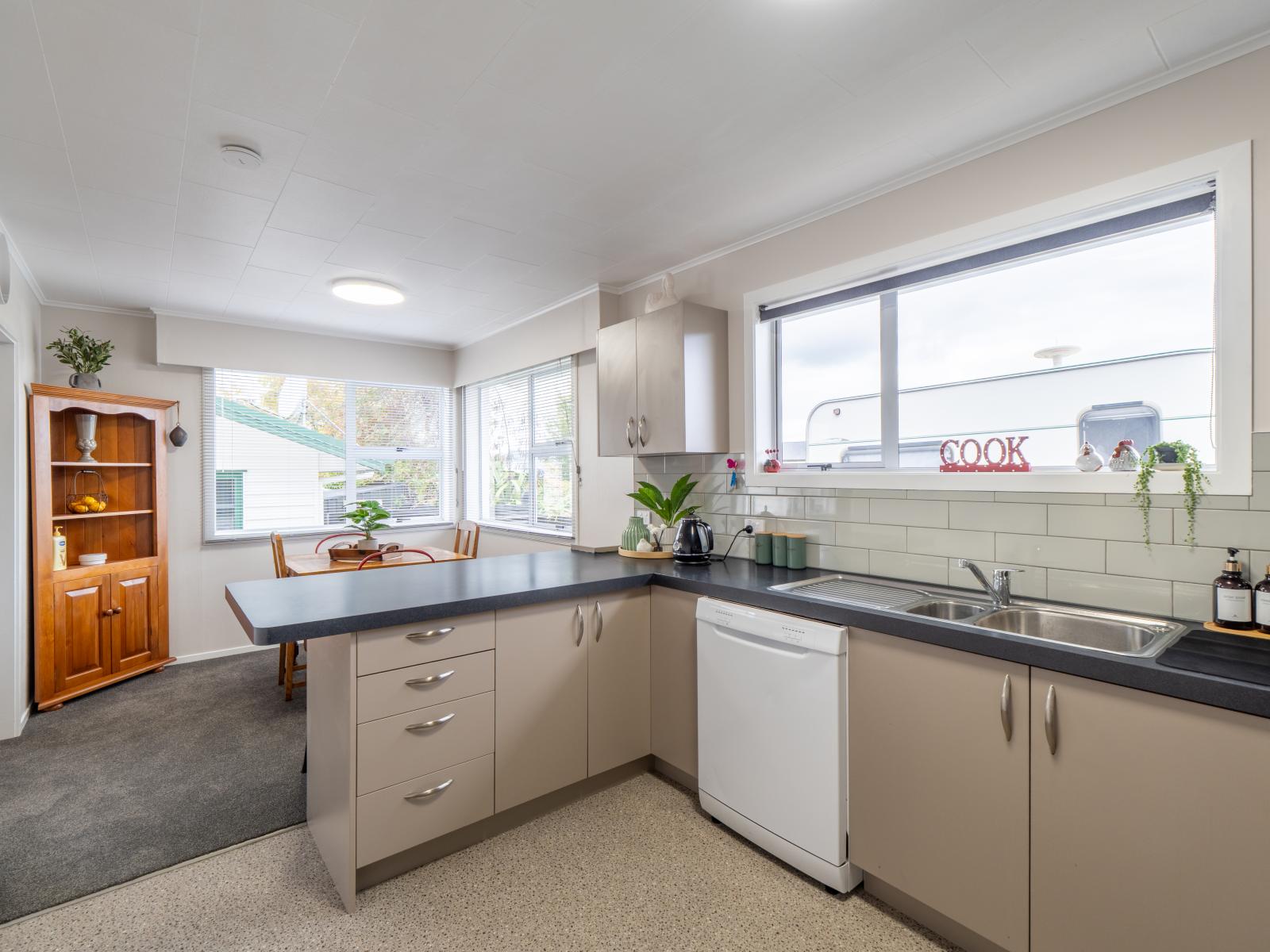 45 Edinburgh Crescent, Waikiwi