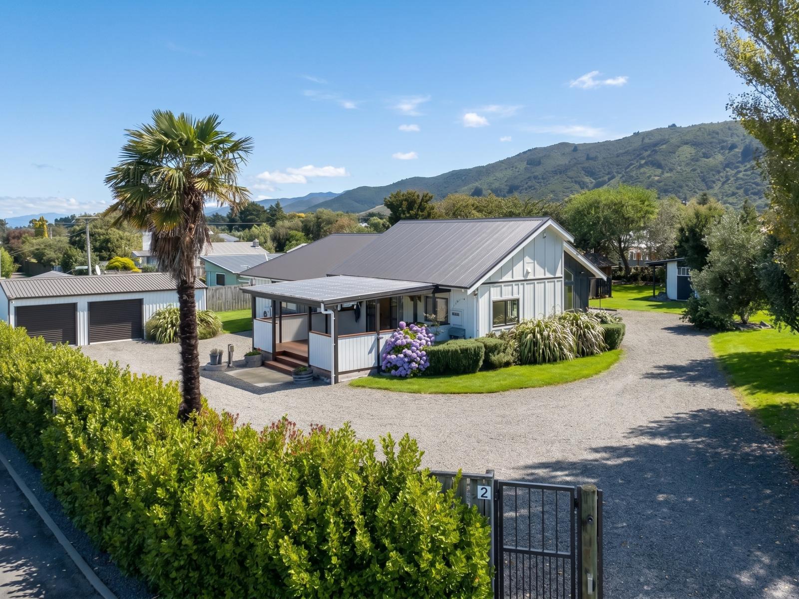 2 Orion Way, Featherston