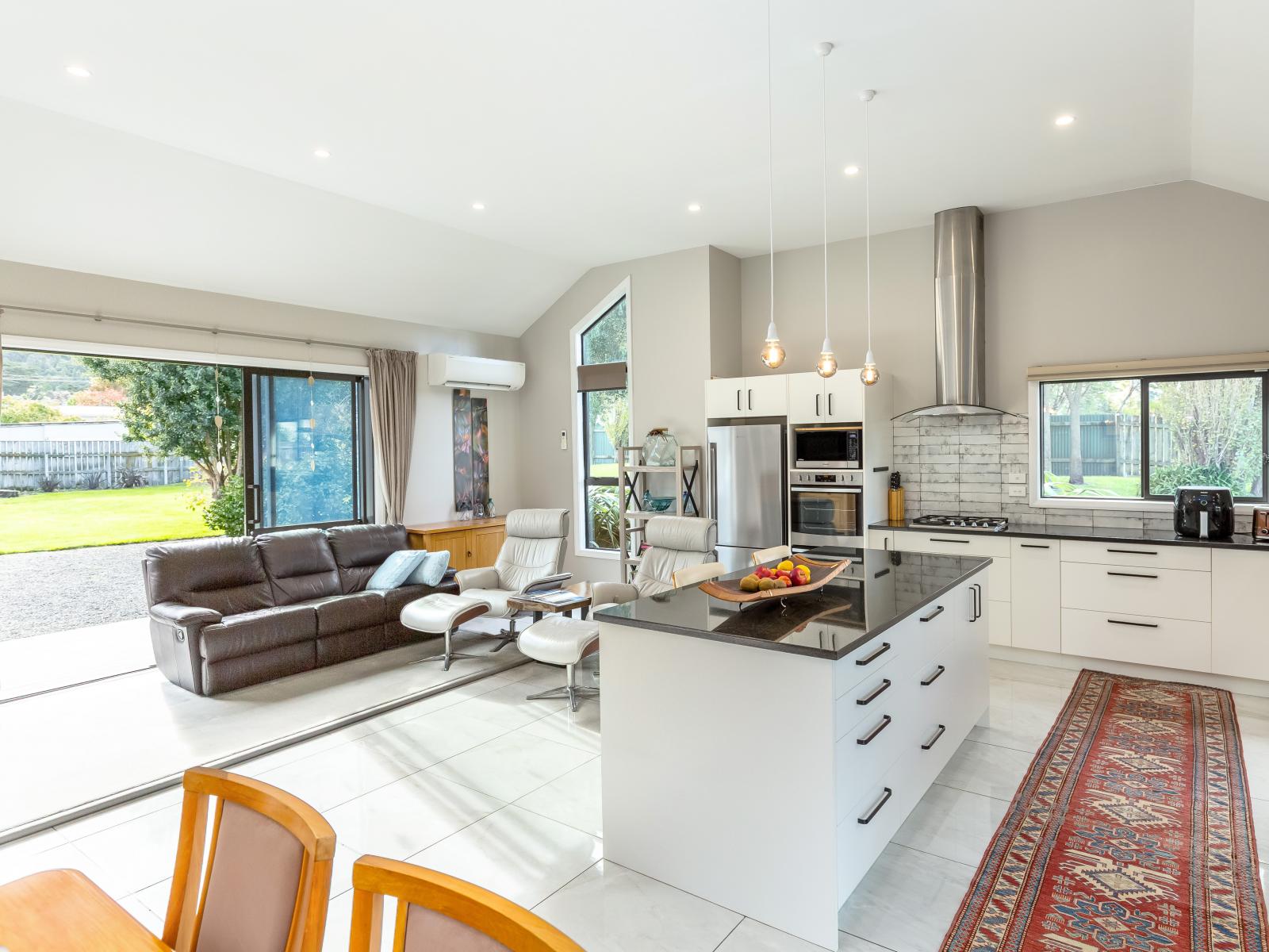 2 Orion Way, Featherston