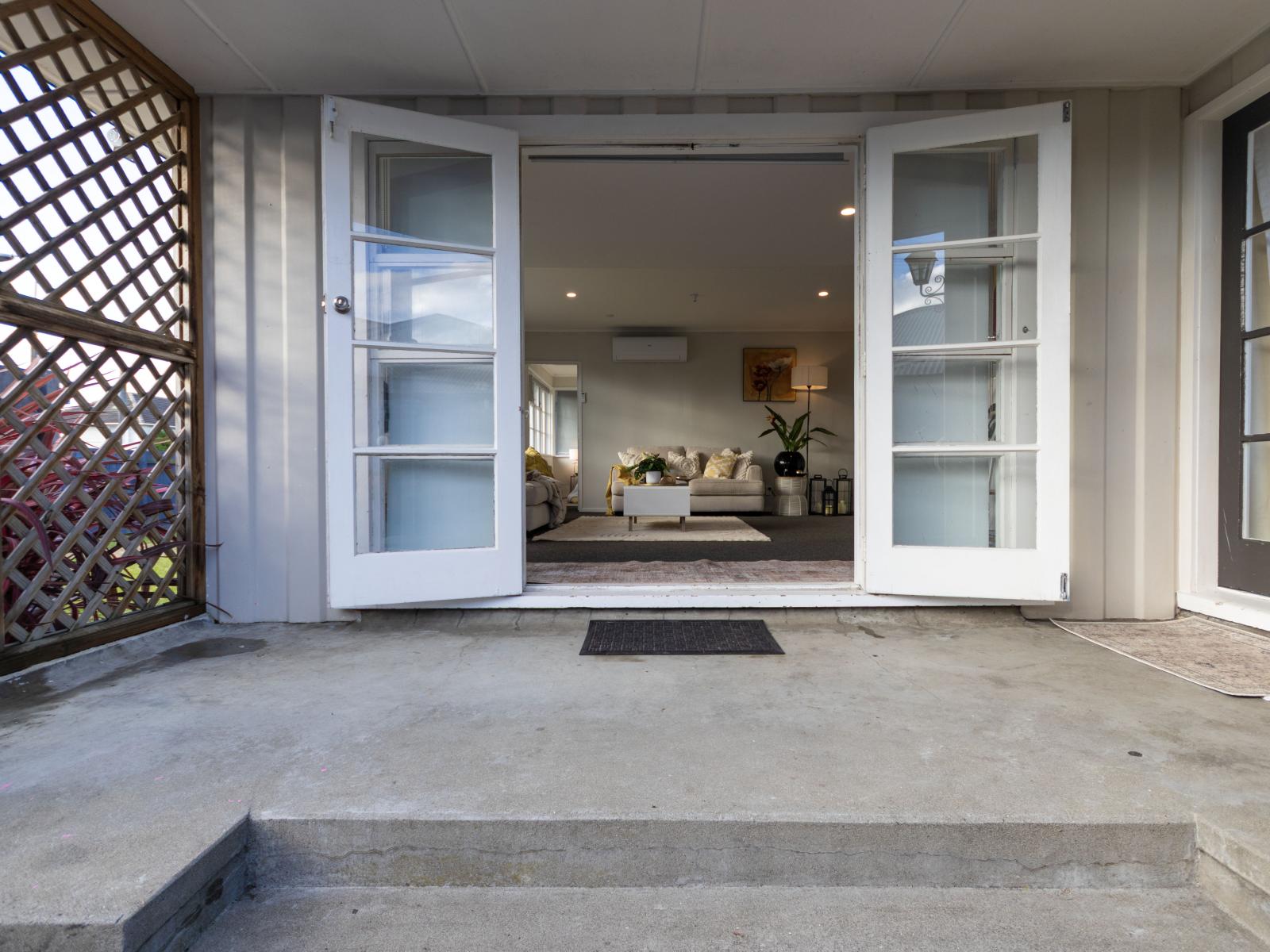 2 Forth Terrace, Roslyn