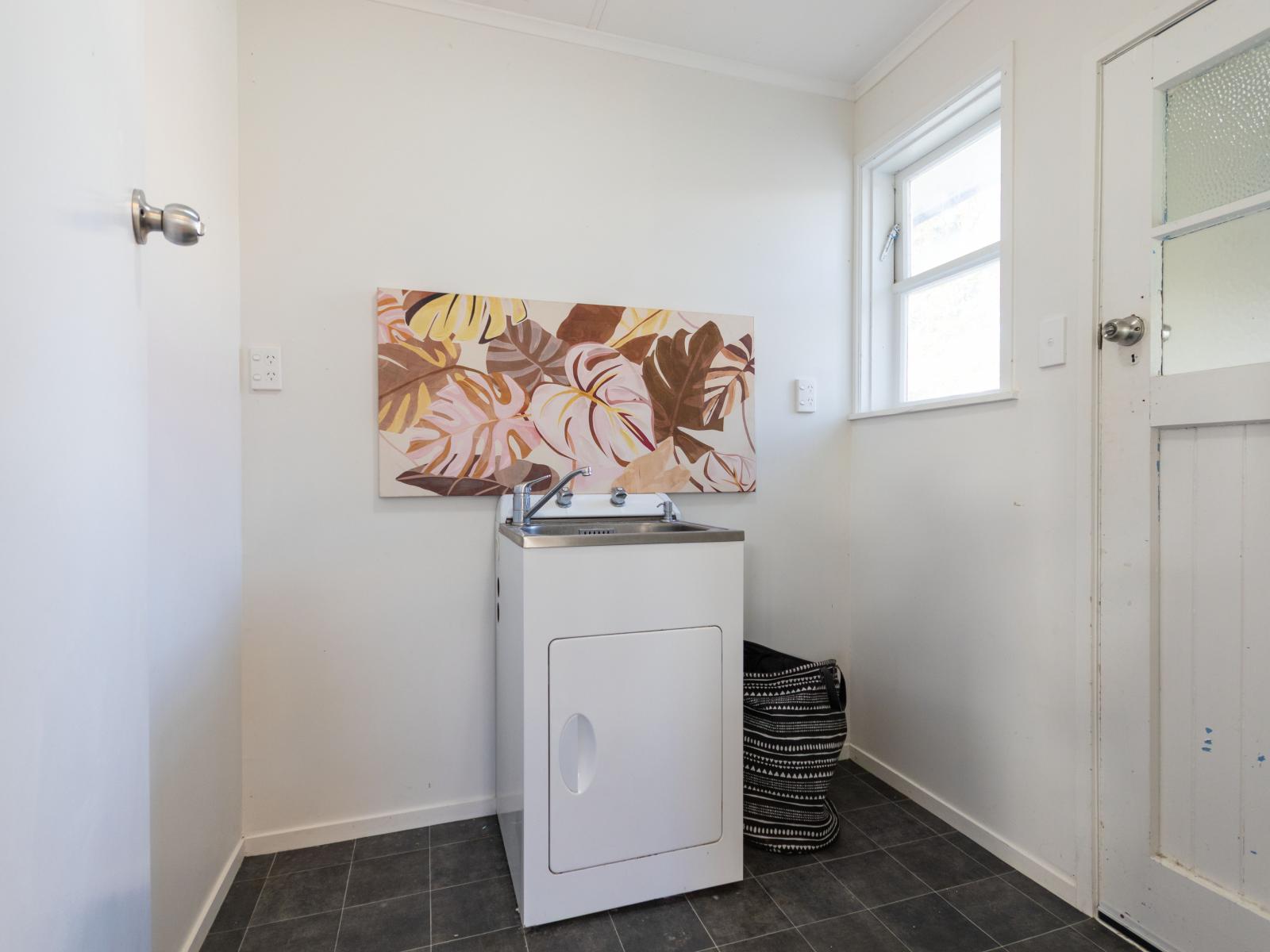 2 Forth Terrace, Roslyn