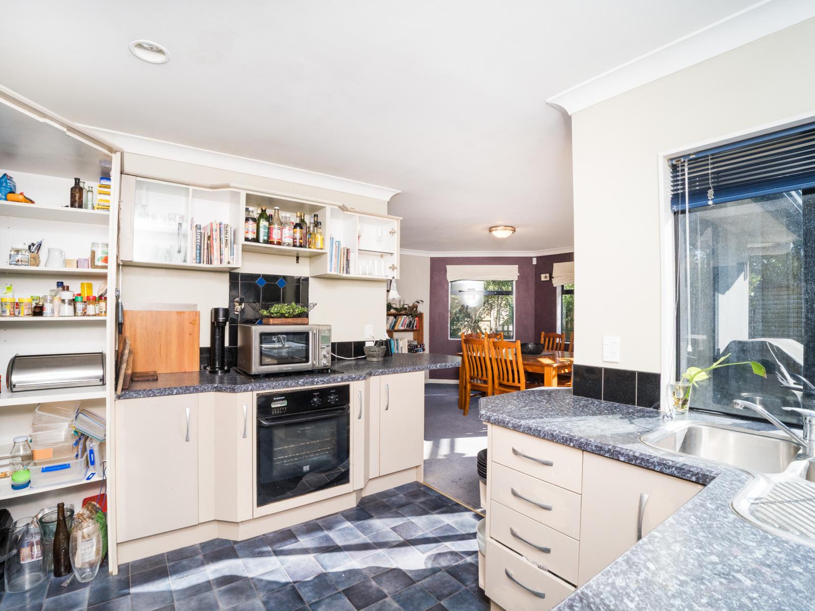 15 Rothesay Place, Highbury