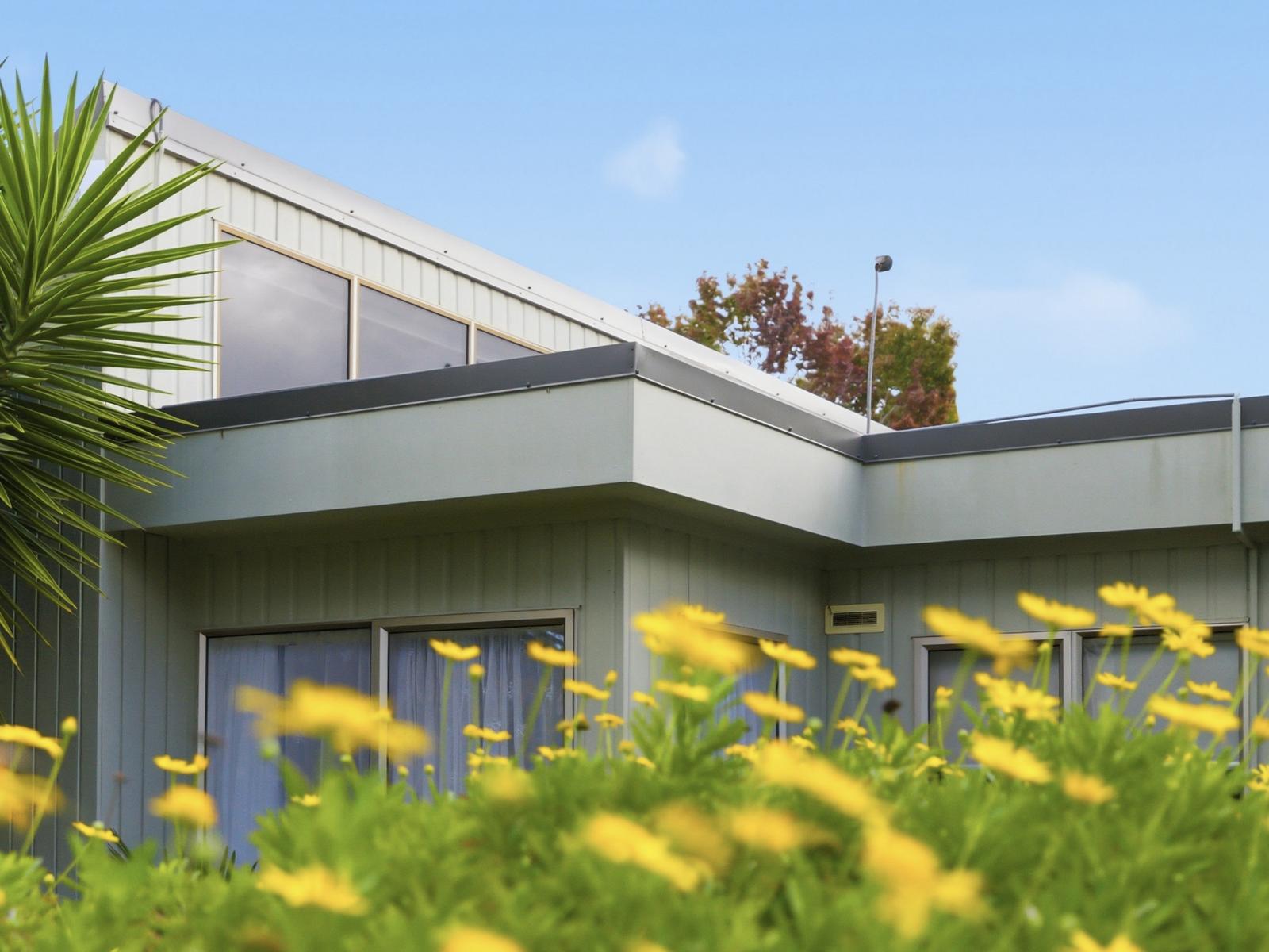 15A Brassey Road, St Johns Hill