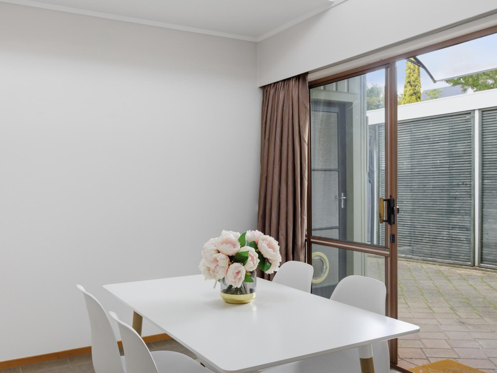 15A Brassey Road, St Johns Hill