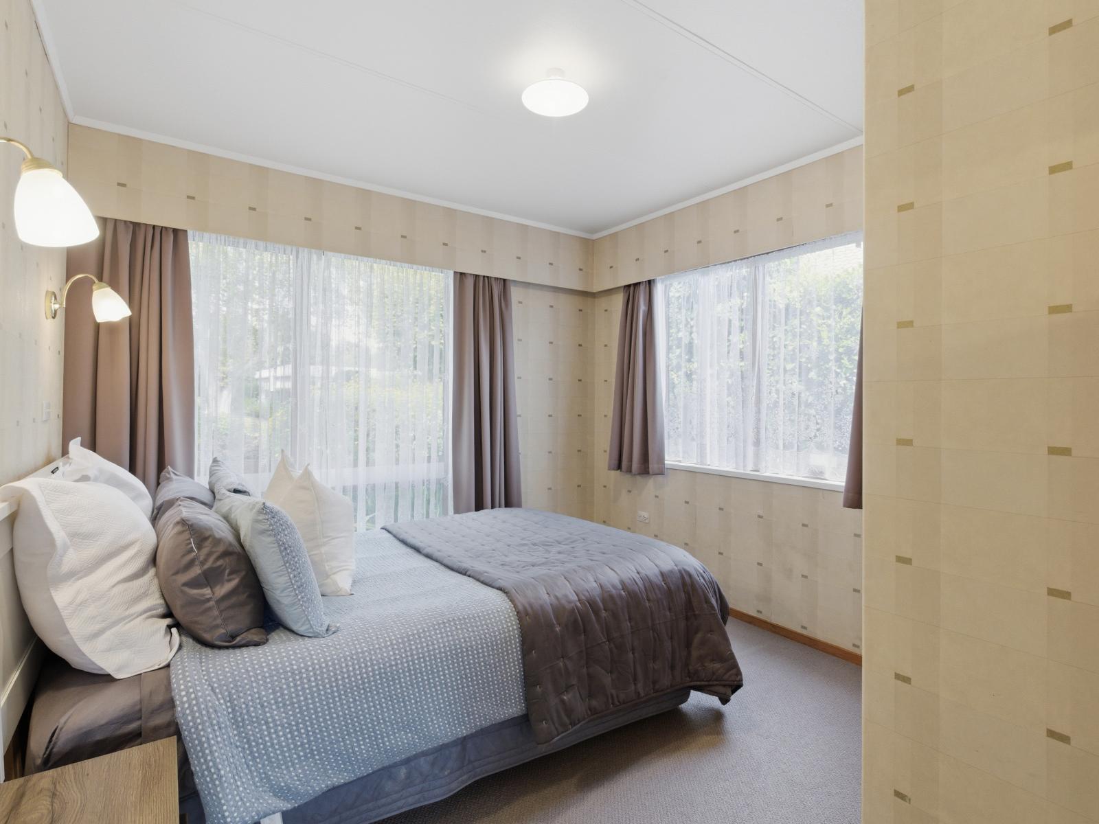 15A Brassey Road, St Johns Hill