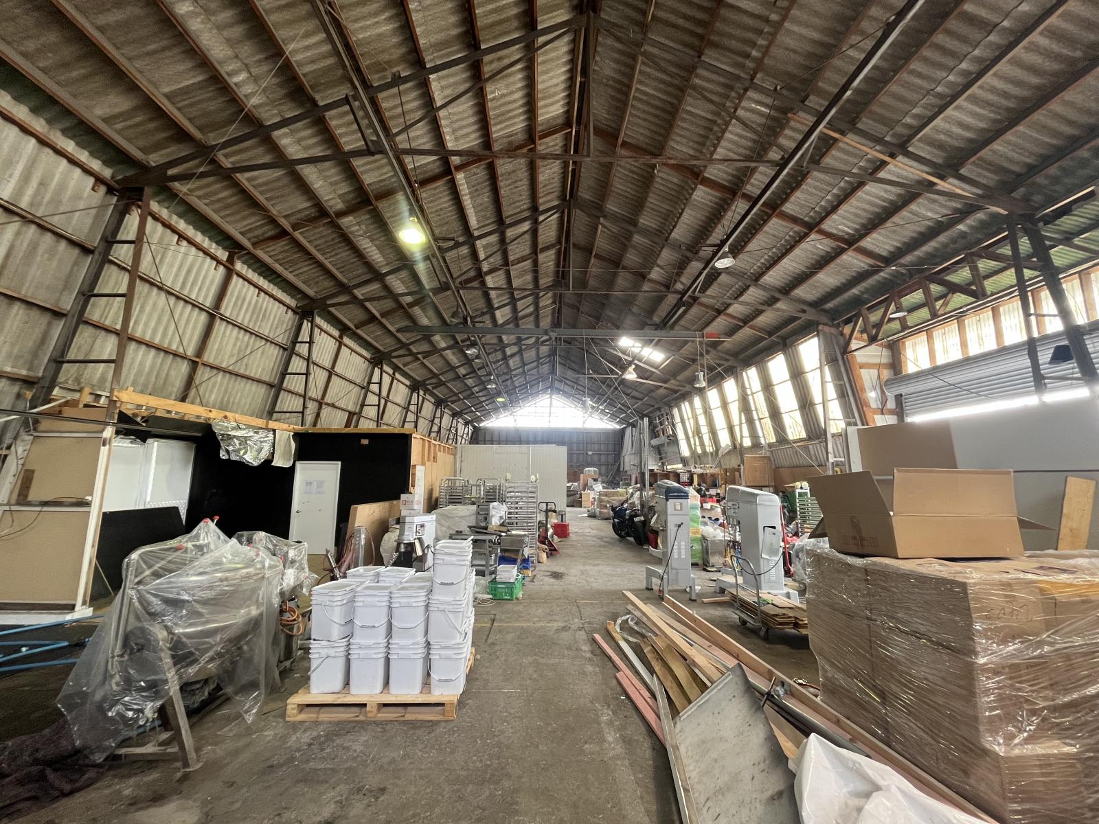 130 Queen Street West, Levin