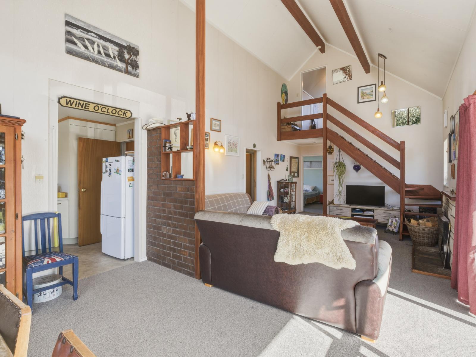 195 High Street, Bulls