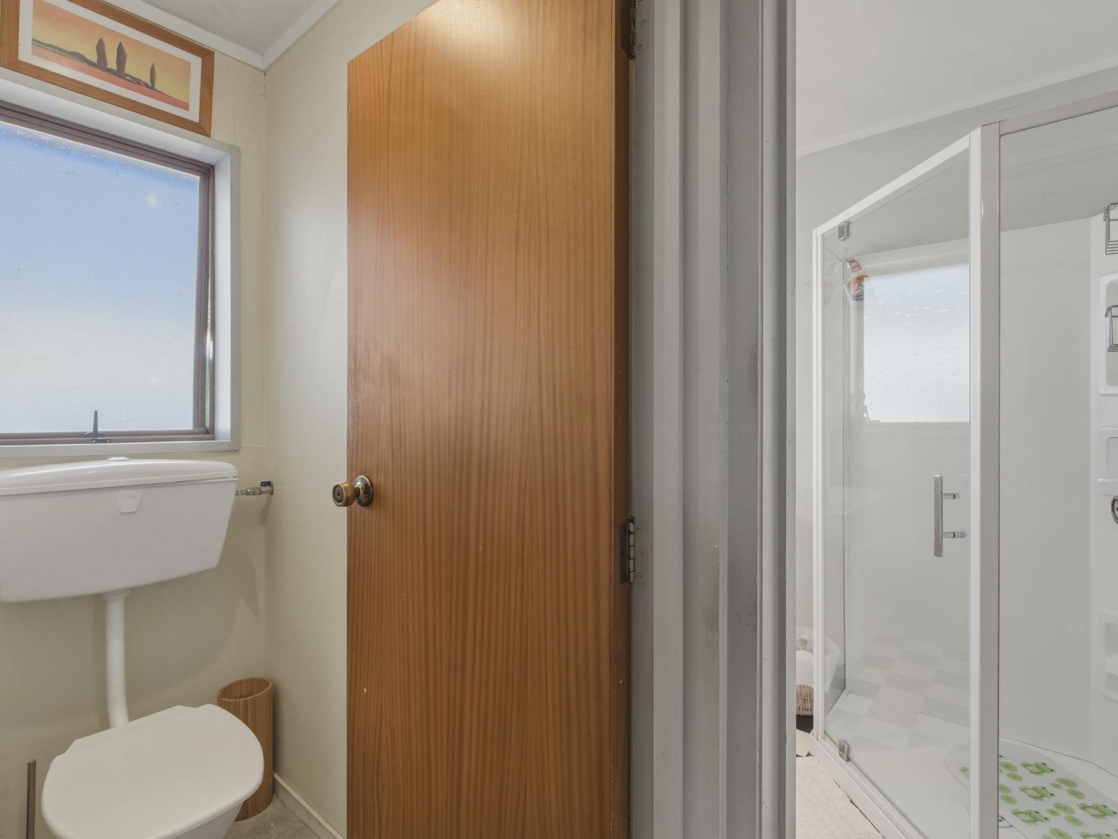 195 High Street, Bulls