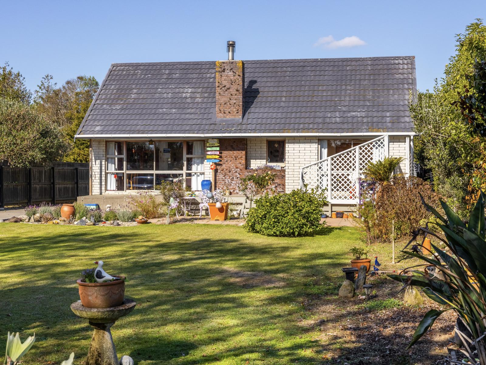 195 High Street, Bulls