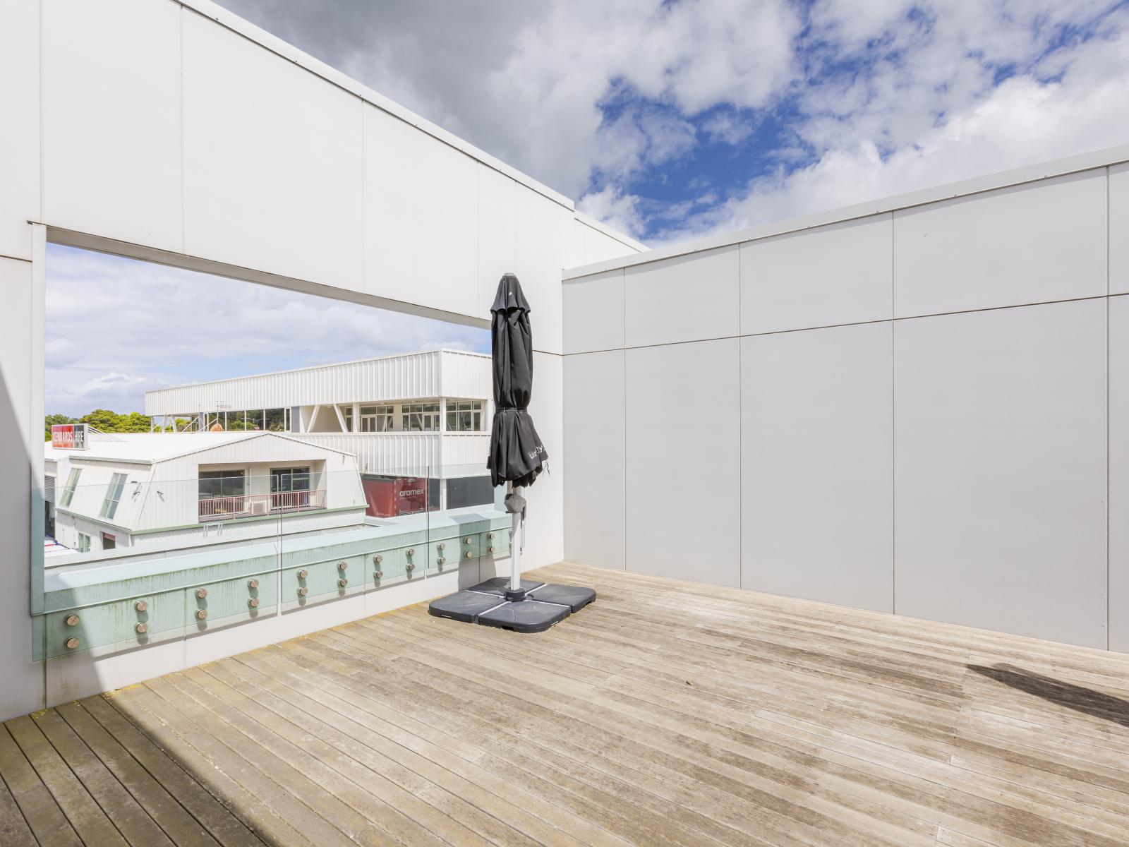 111 Ford Road, Onekawa