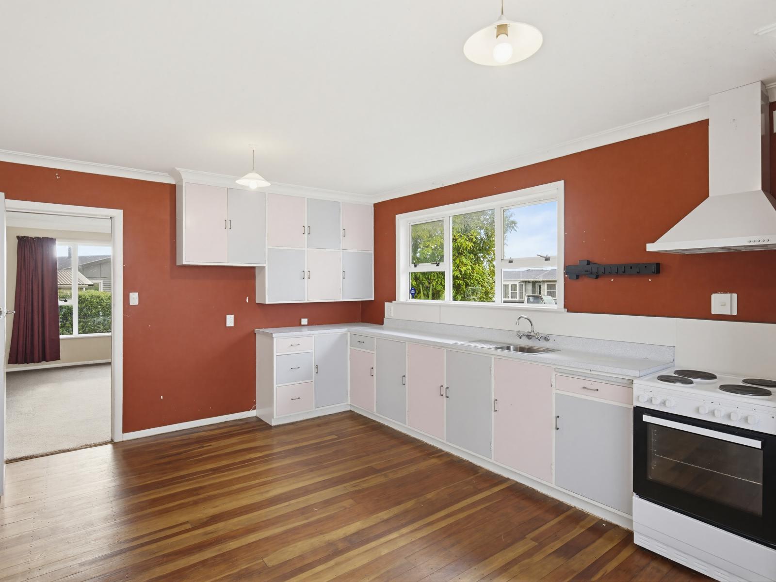 12 Cargill Street, Levin
