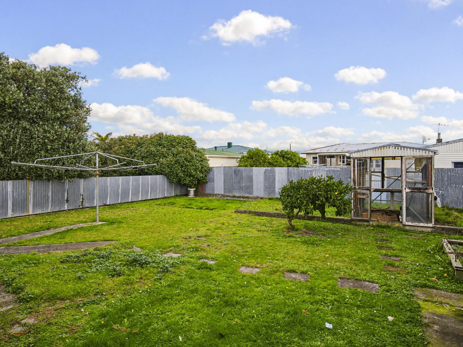 12 Cargill Street, Levin