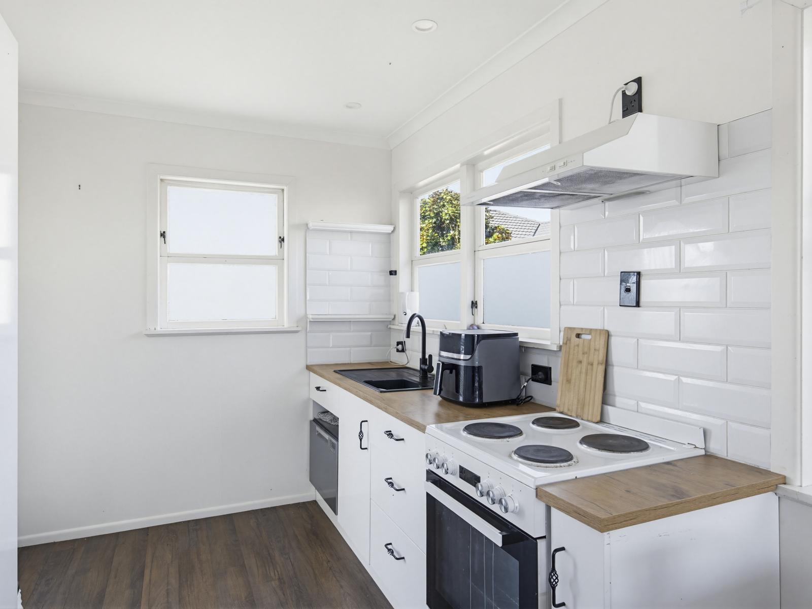 32 Queenwood Road, Levin