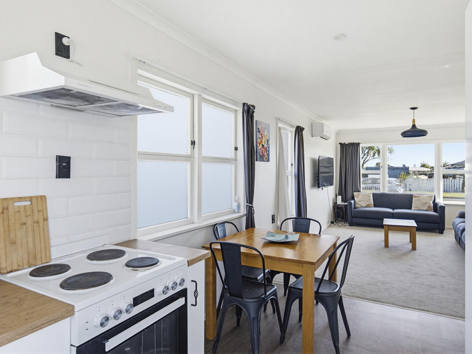 32 Queenwood Road, Levin