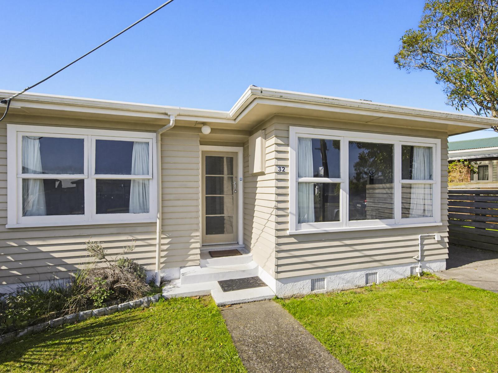 32 Queenwood Road, Levin