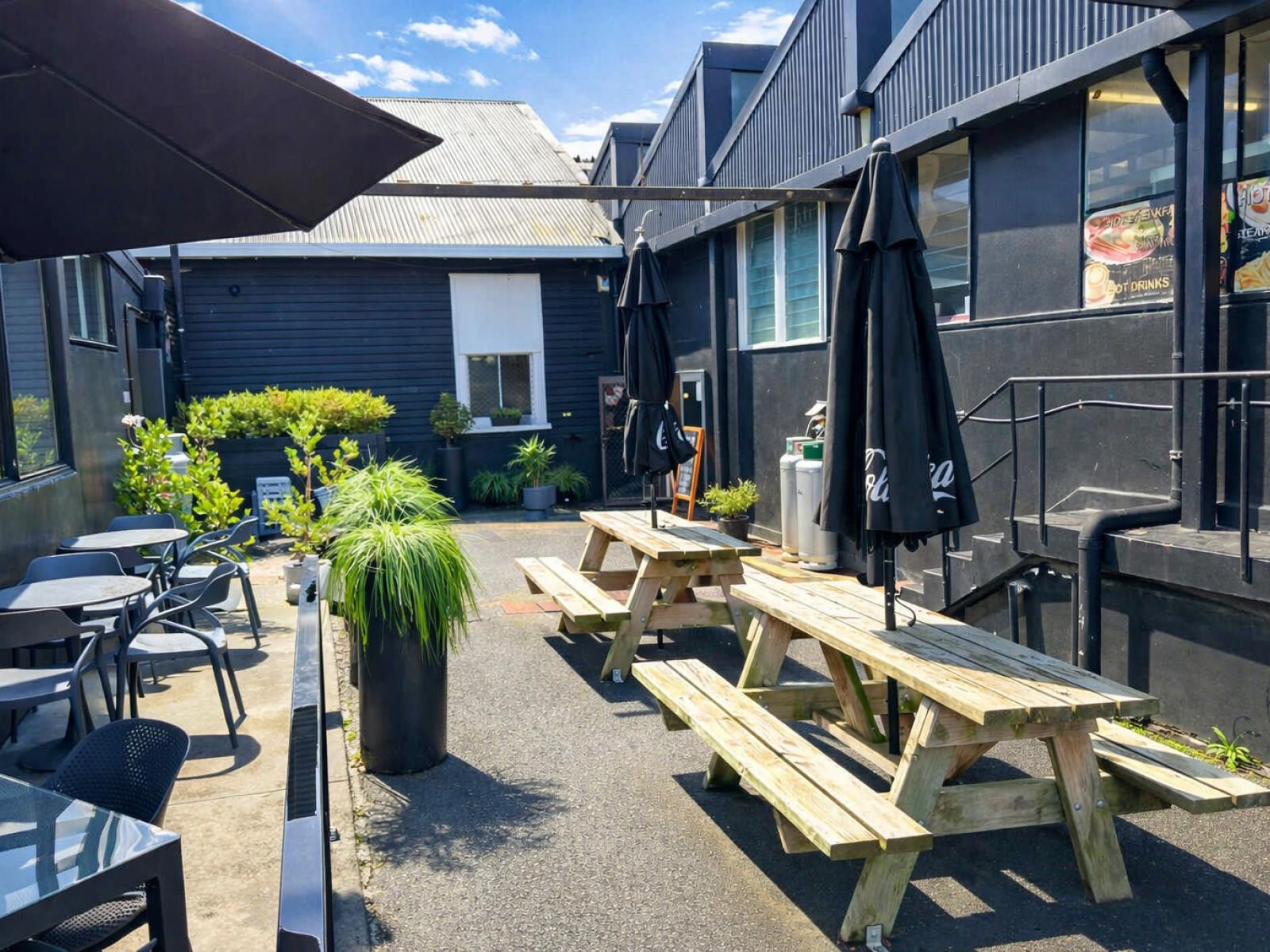 1060 Gordonton Road, Gordonton