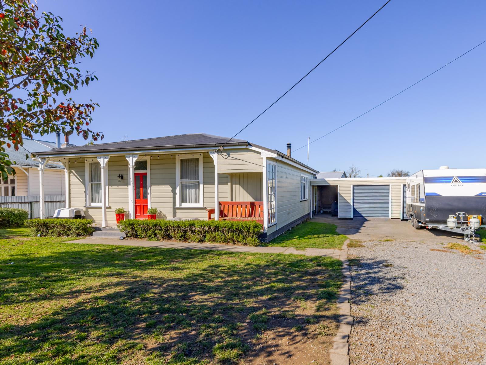 8 Russell Street, Otane