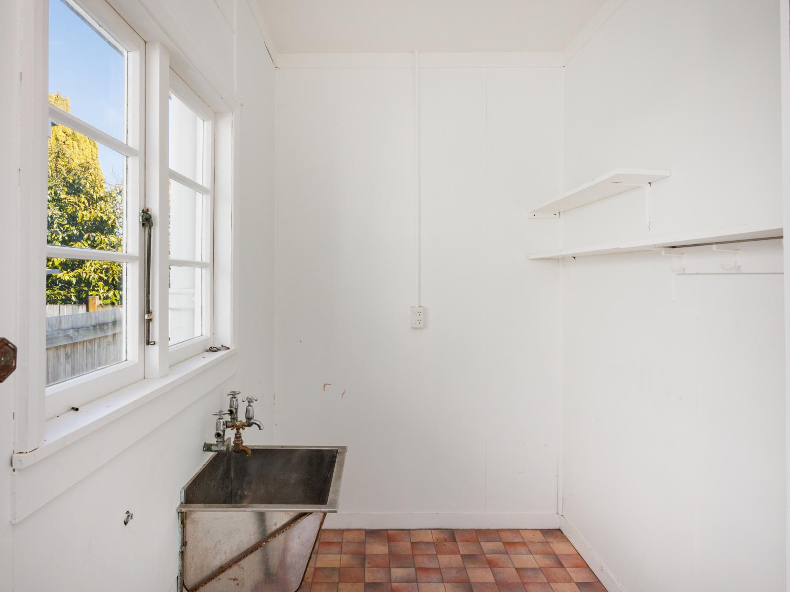 18 East Street, Terrace End