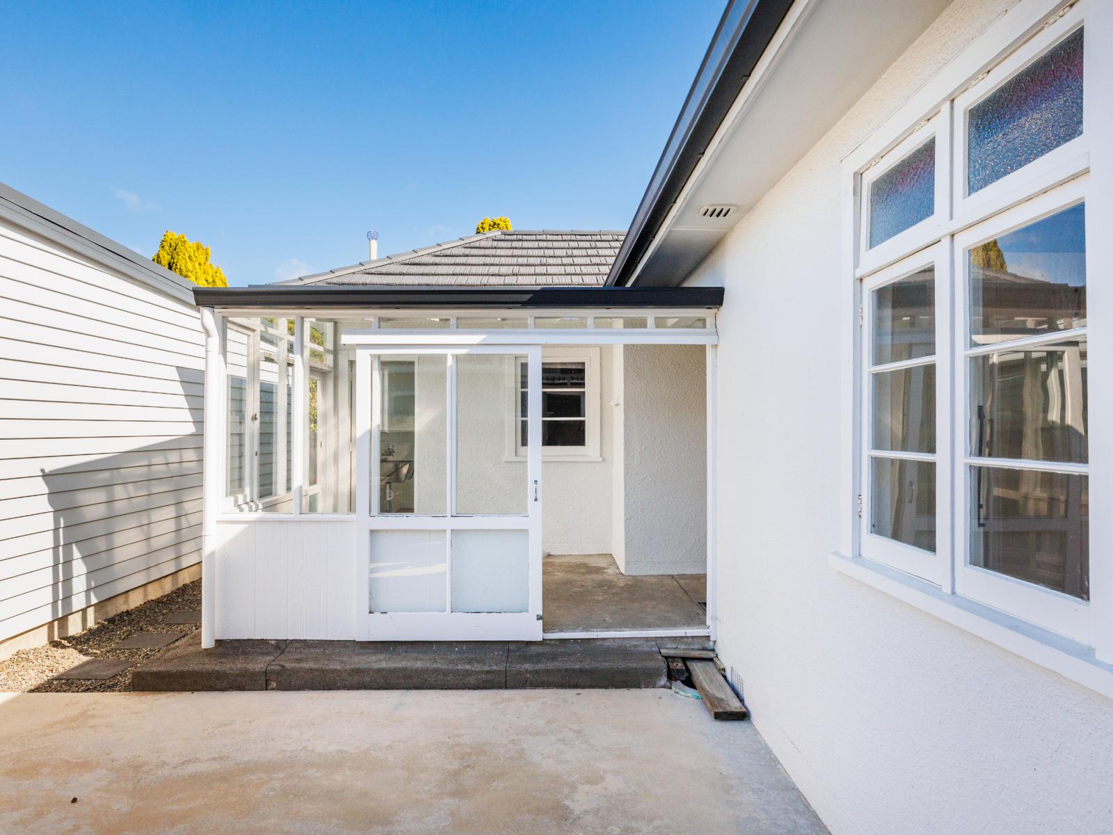 18 East Street, Terrace End