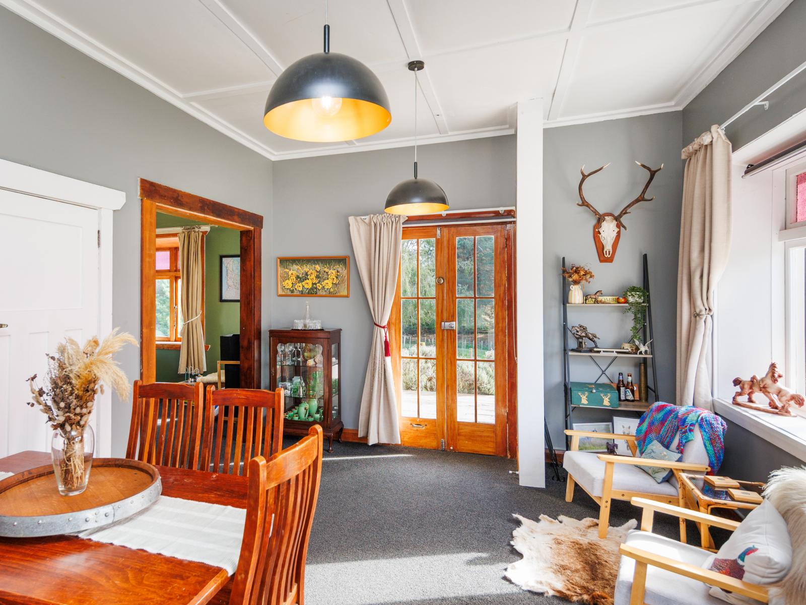 8 Knorp Street, Halcombe