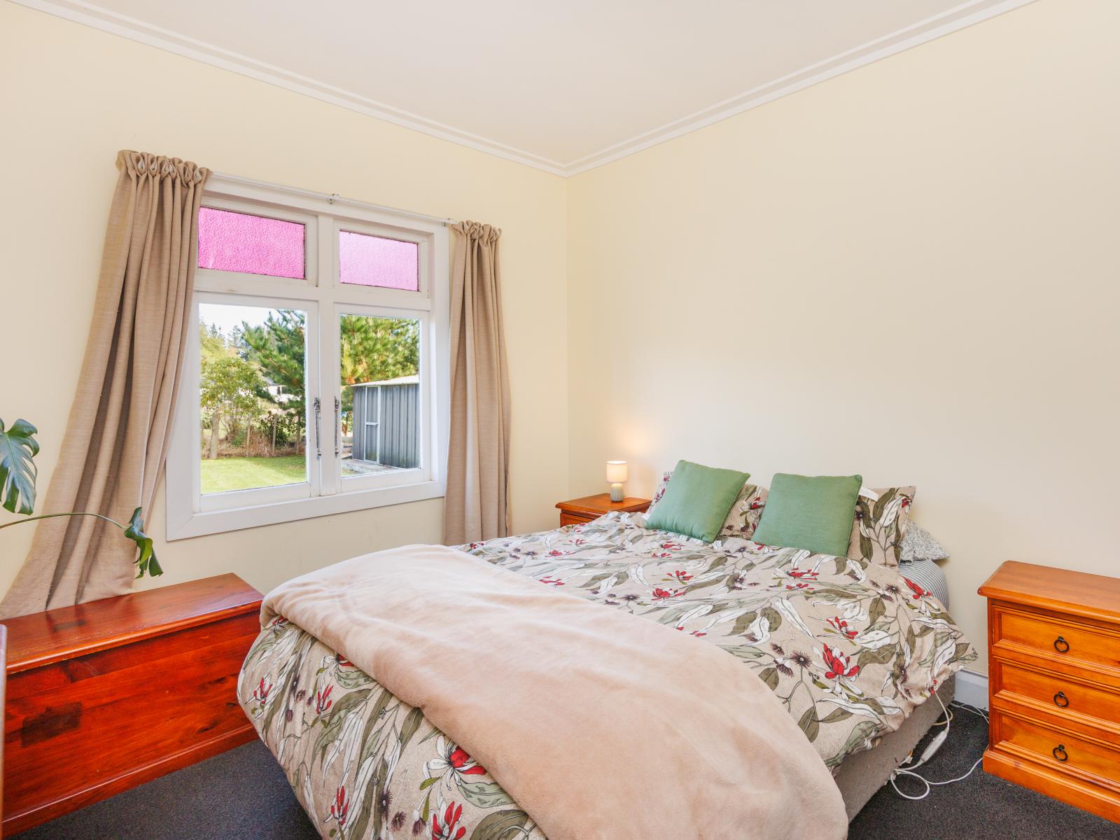 8 Knorp Street, Halcombe