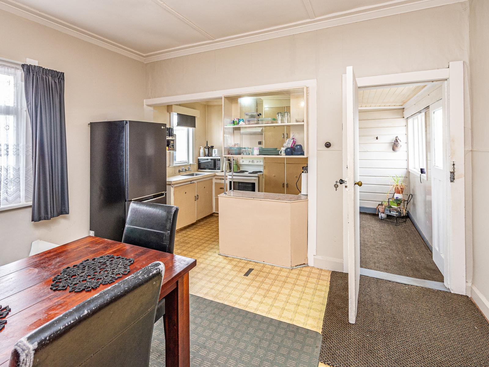 8 Fox Road, Springvale