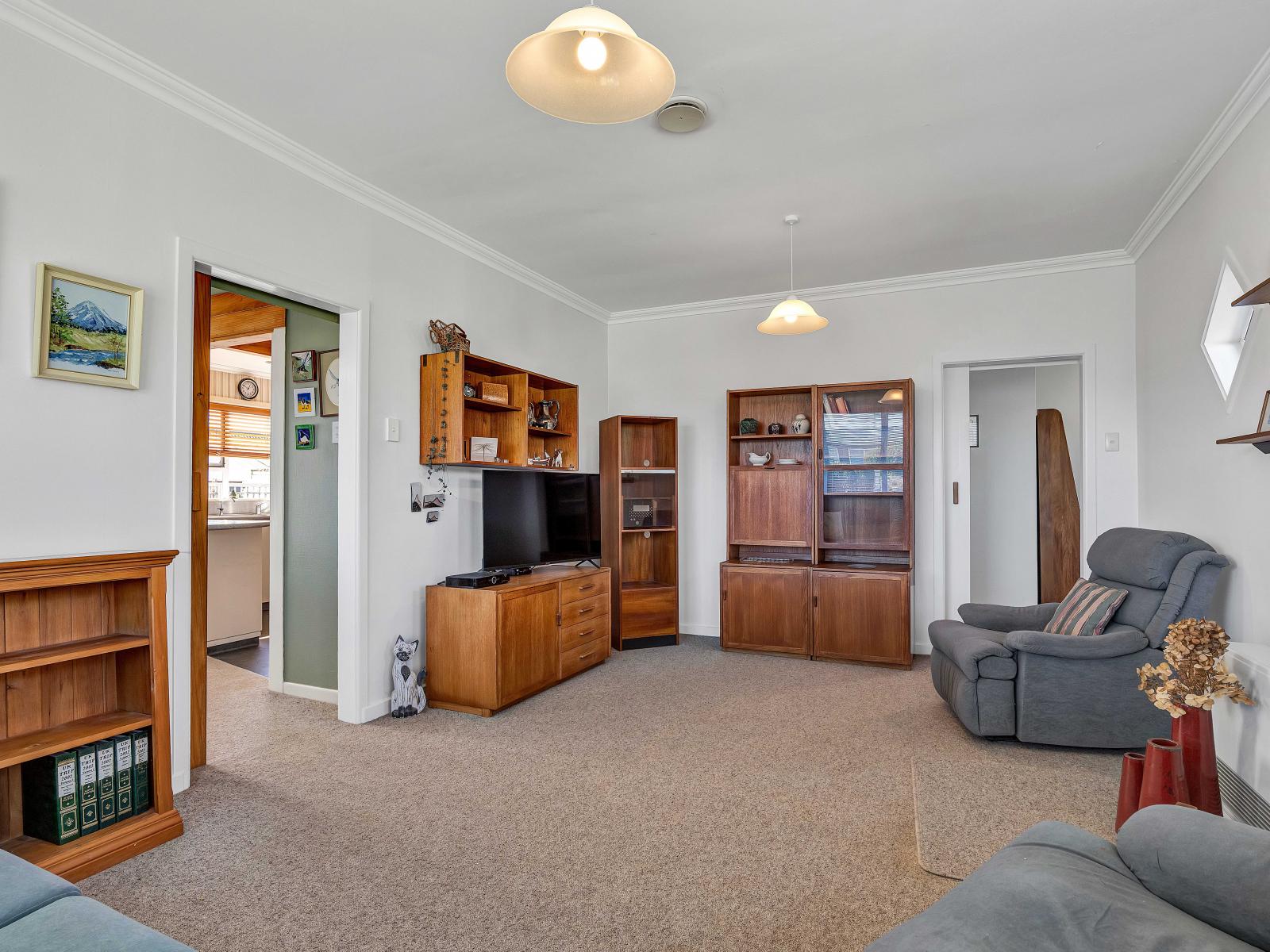 125 Seaview Road, Westown