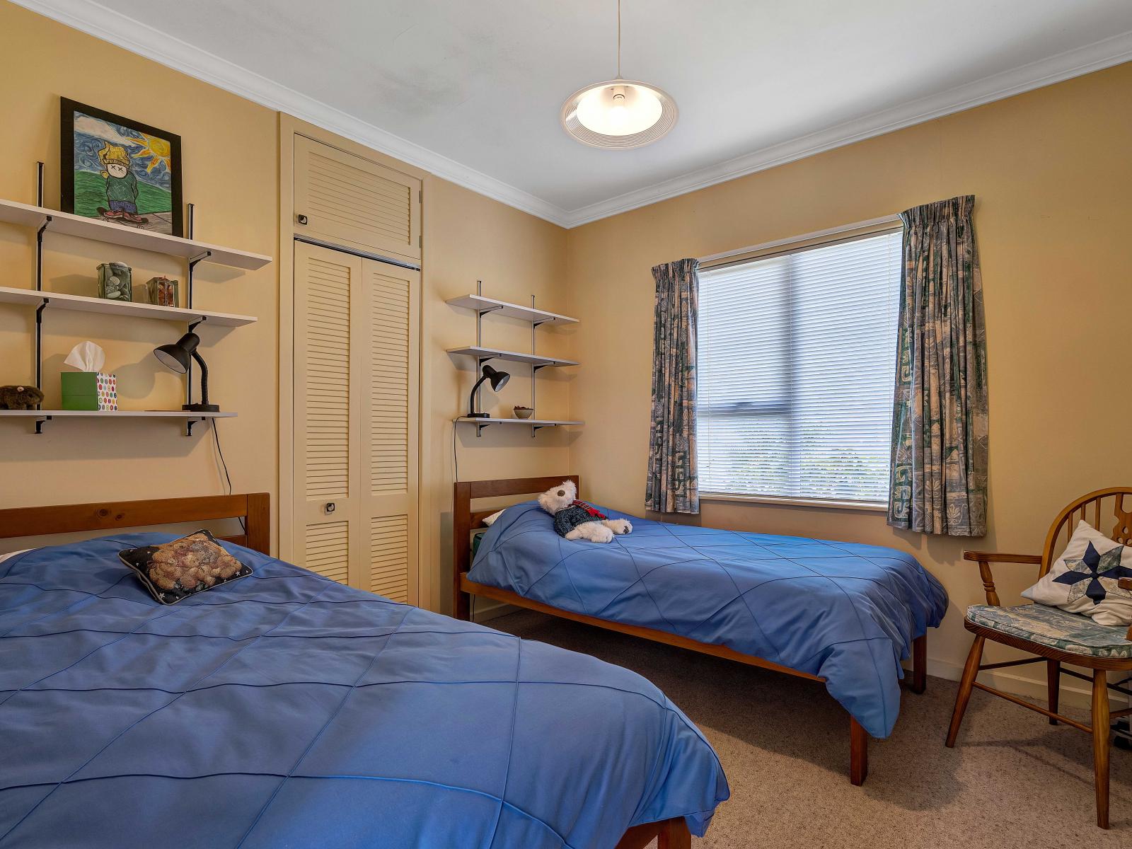 125 Seaview Road, Westown