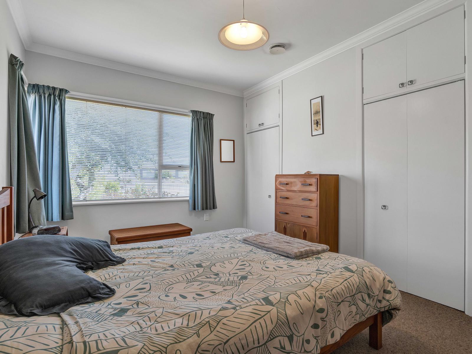 125 Seaview Road, Westown