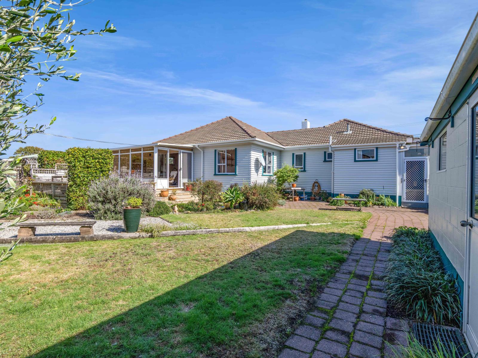 125 Seaview Road, Westown