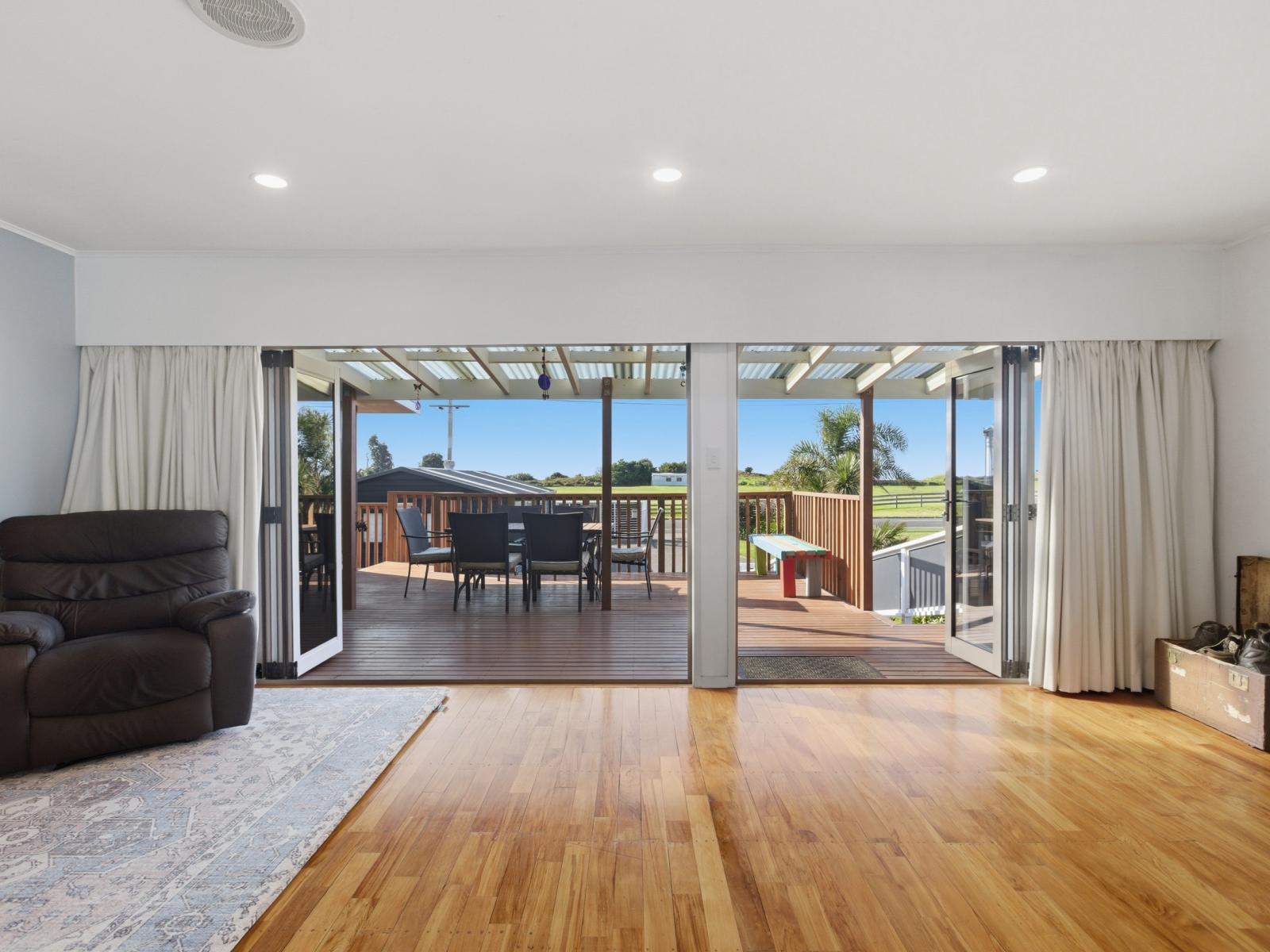 476 Papamoa Beach Road, Papamoa