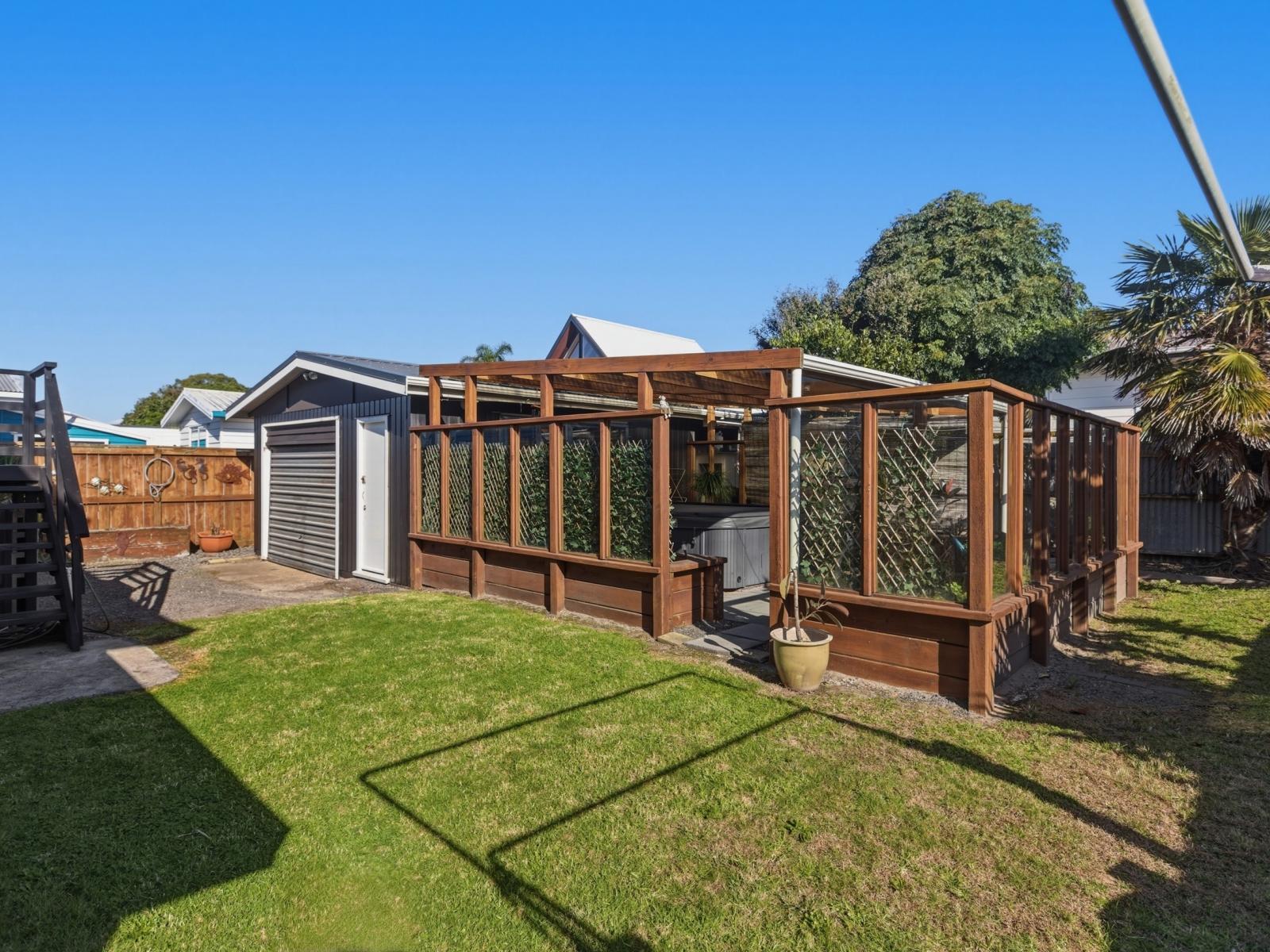 476 Papamoa Beach Road, Papamoa